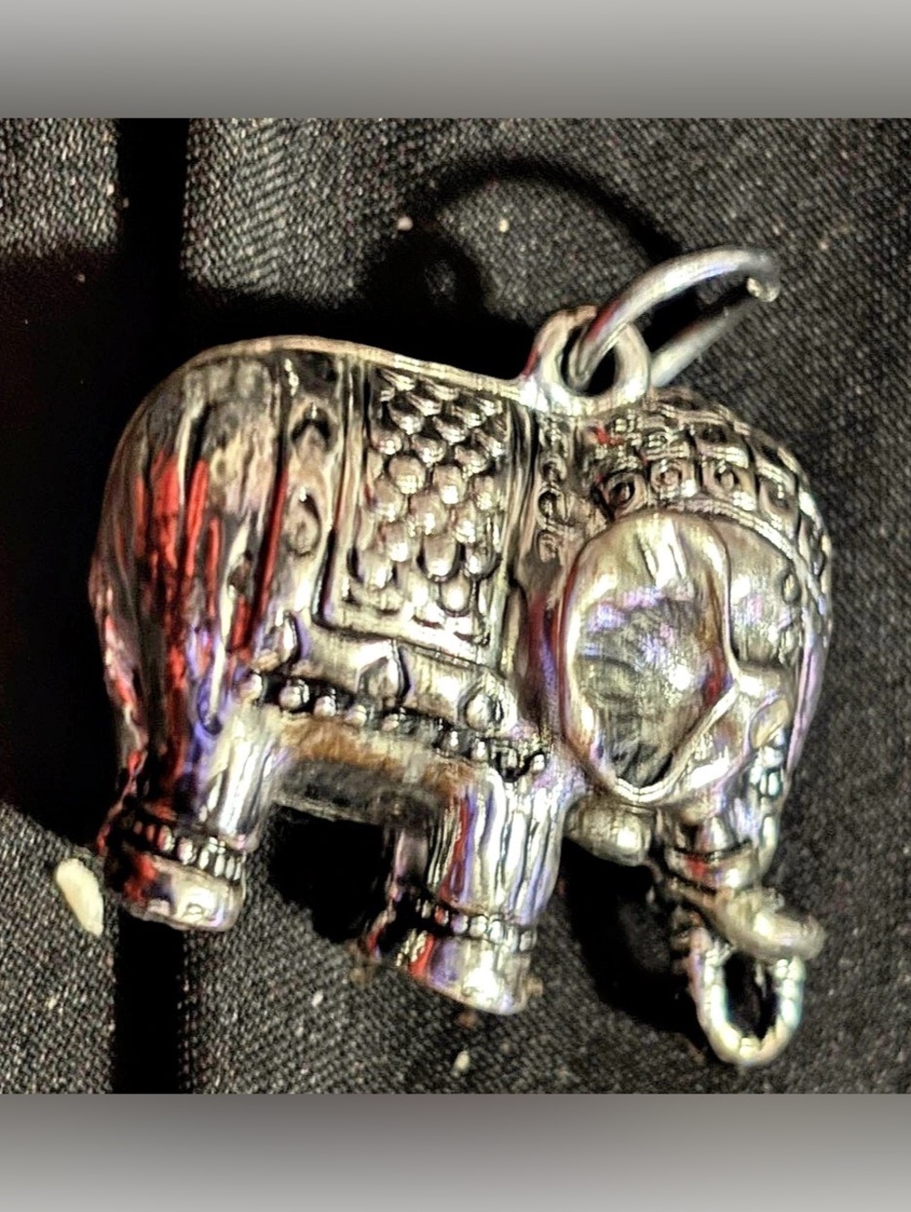 ATI Indonesia Sterling Silver Bali Elephant Pendant (9.05g)
